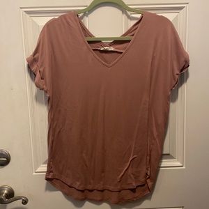 Rolled sleeves tee